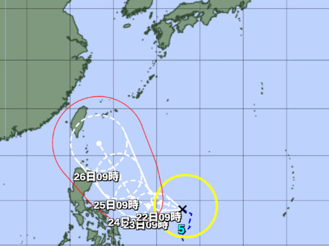 台風進路予想図